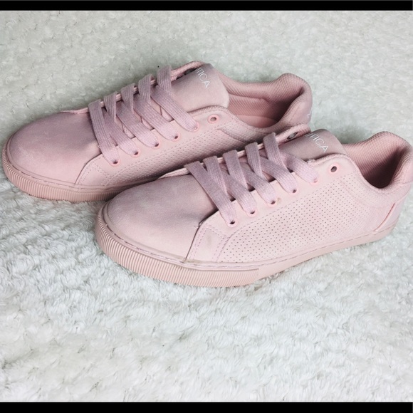 Nautica Shoes - NWOT Nautica Pink sneakers
